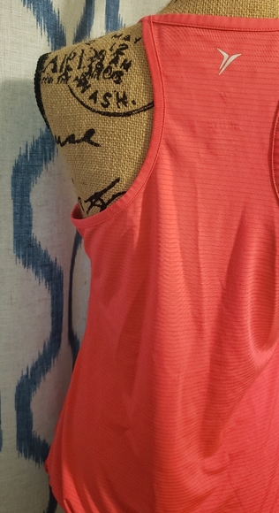 Athleta Pink Workout Top - Small - Picture 4 of 7